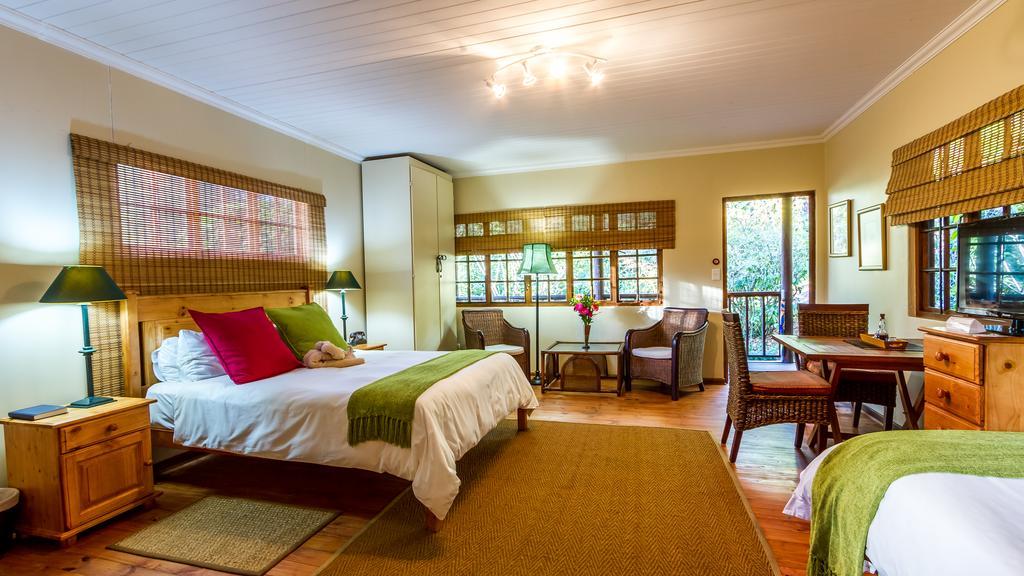 Joern'S Gaestehaus Mbombela Habitación foto